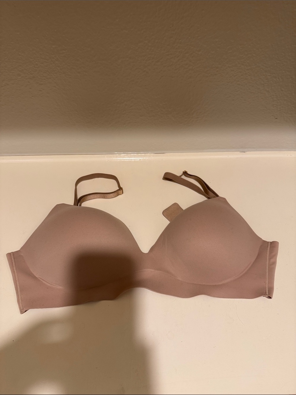 Victoria's Secret Wireless Beige Bra 36D